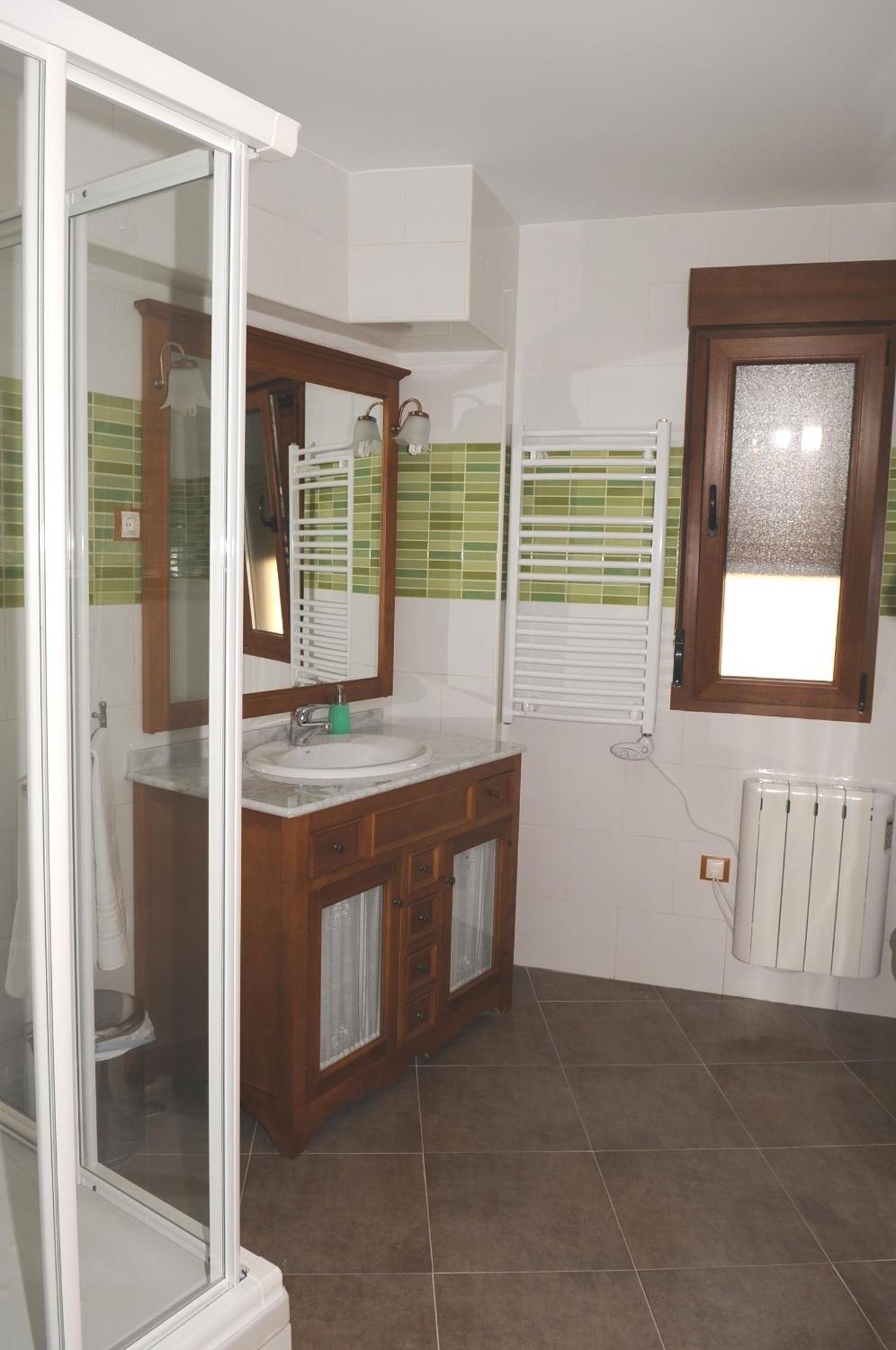 Edificio Reyes Apartment La Adrada Exterior photo
