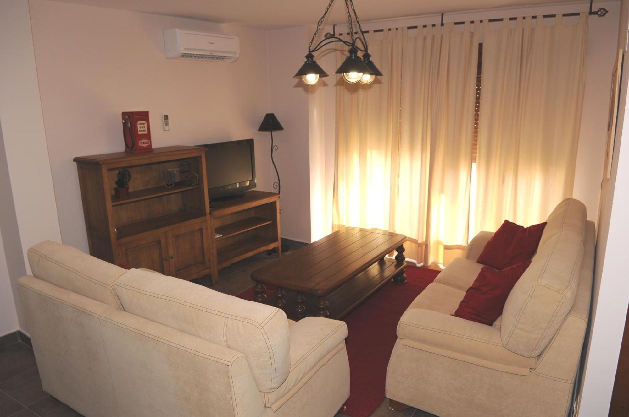 Edificio Reyes Apartment La Adrada Exterior photo